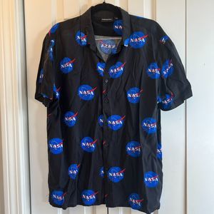 Chemistry NASA Logo Shirt All Over Print Black Short Sleeve Button Up, Size L